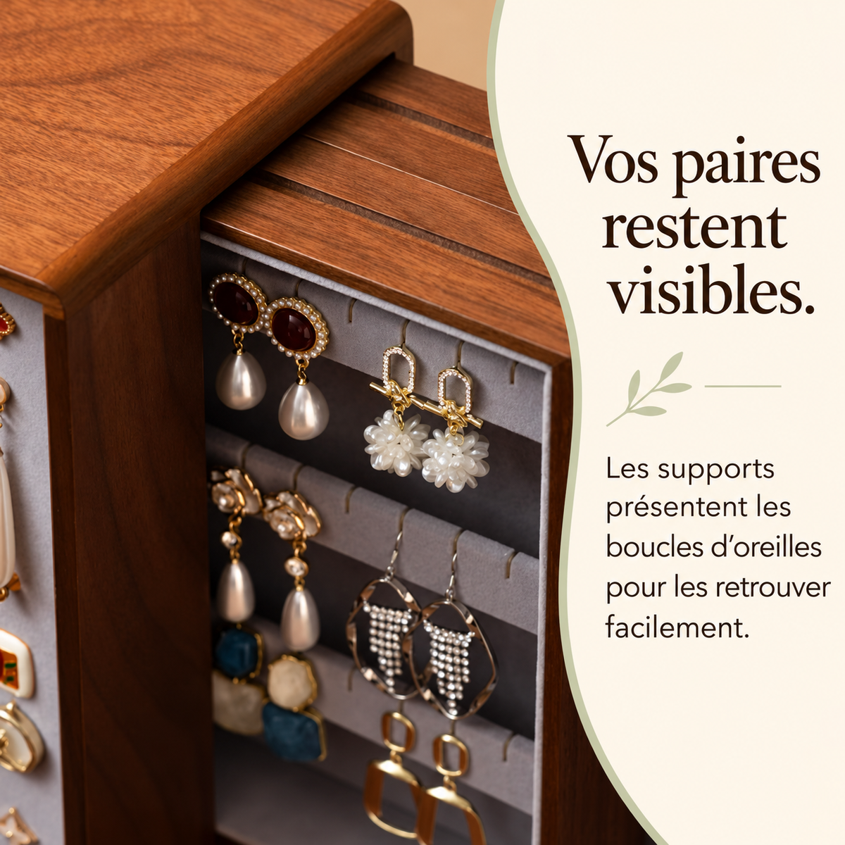 Vitrine à bijoux en bois avec présentoir pour boucles d’oreilles